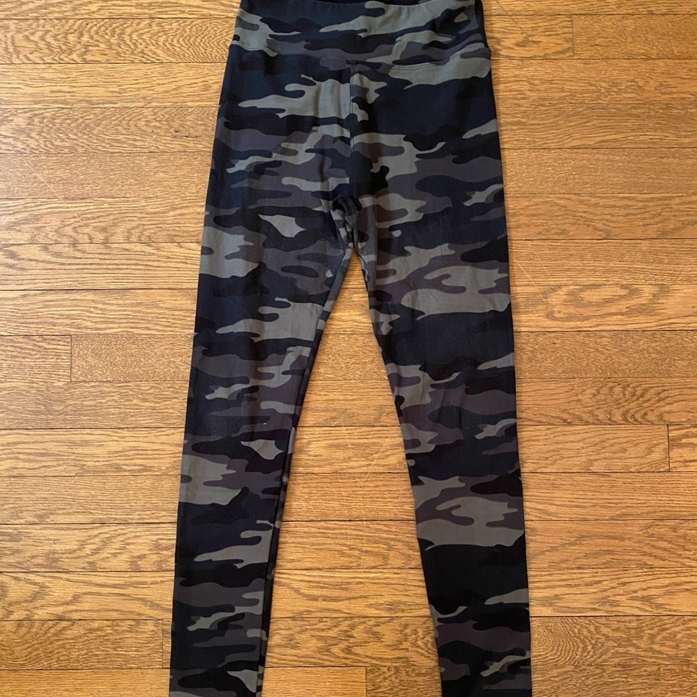 Army camo leggings